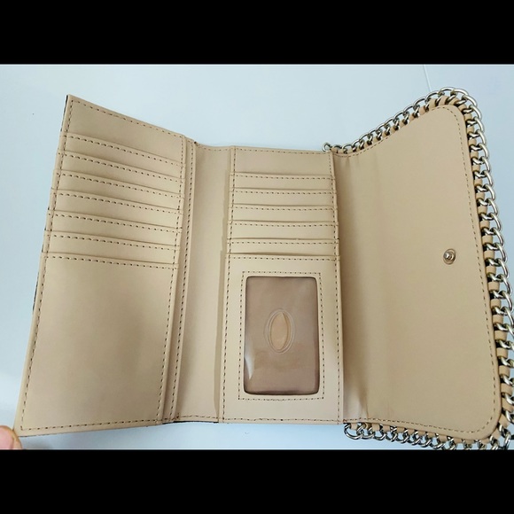 Guess monogram trifold wallet in perfect condition - Picture 4 of 4